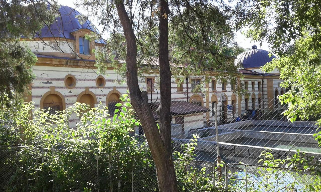 Red House Hotel Kyustendil Exterior photo